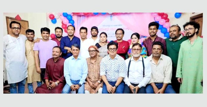 অভিনয় শিল্পী সংঘের নবনির্বাচিত কার্যনির্বাহী পরিষদ শপথ নিয়েছে